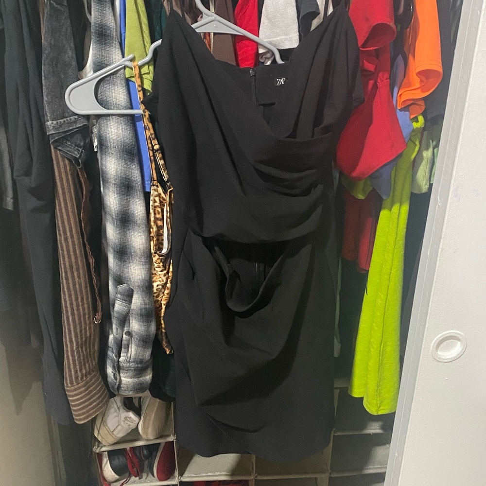 Cute Zara black mini dress